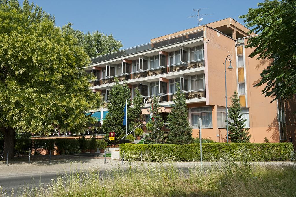 HOTEL ESZTERGOM 3 Magyarorsz g HUF 36594 rt l BOOKED